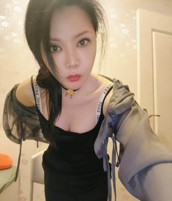 少妇会来事