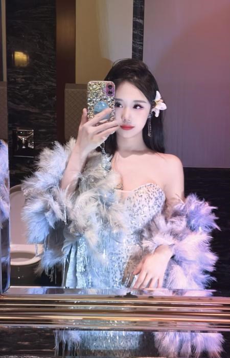 龙岗SM女王梦妮