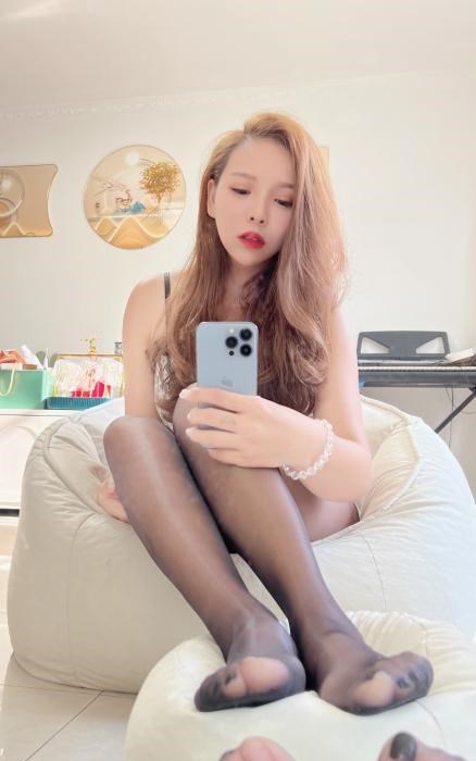 虎门黑丝情趣骚妇萱萱