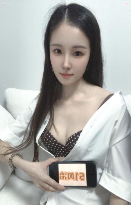 女王丽莎