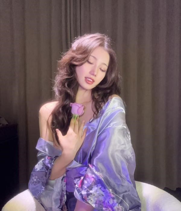 东港女王凯瑟琳