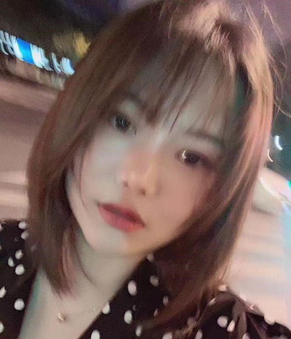 蜀山青秀大波妹