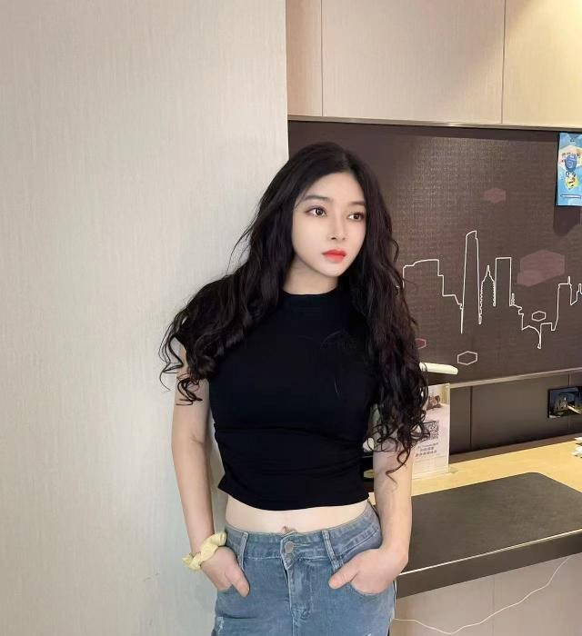 苏州大长腿御姐回归