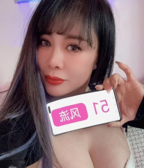 铁西颜值大奶风骚少妇