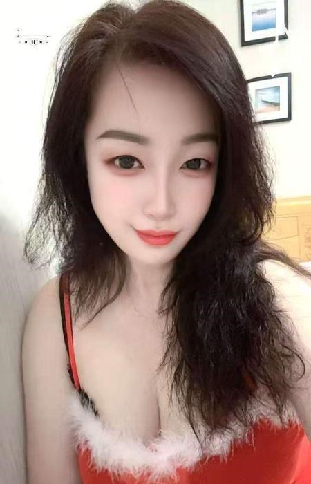 越秀熟女丹妮姐姐