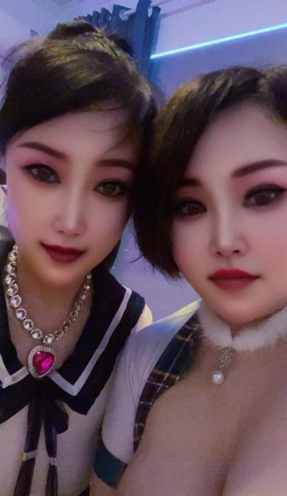 鼓楼双飞姐妹