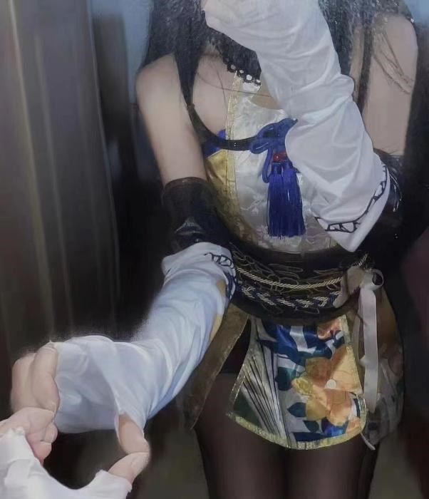 滨江纯欲凤楼
