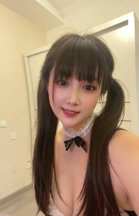 武侯双马尾少女晓晓