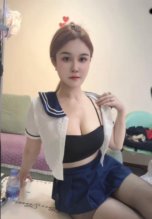 性感包臀御姐