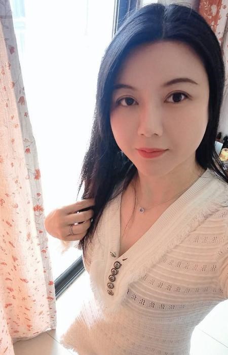 园区大奶少妇啊朱