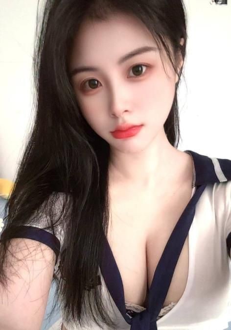 风情娇小妹子兼职