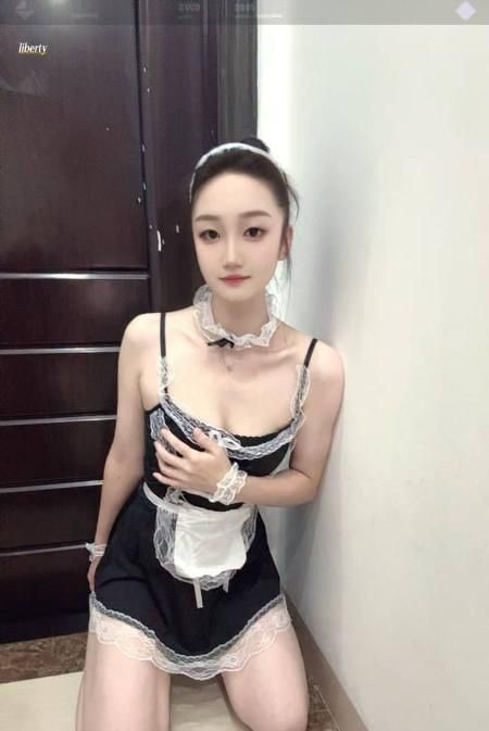 福田大胸手感好妹子
