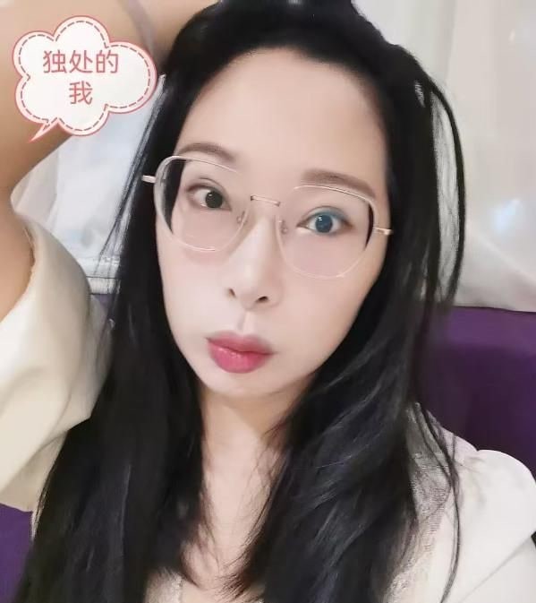 闷骚少妇芯芯