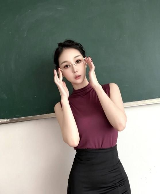 东莞白皙小姐姐安娜