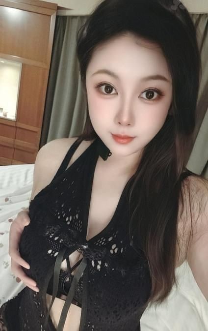 福田性感禁欲御姐 图片 3