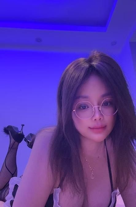 毒龙口活女王小姐姐 图片 2