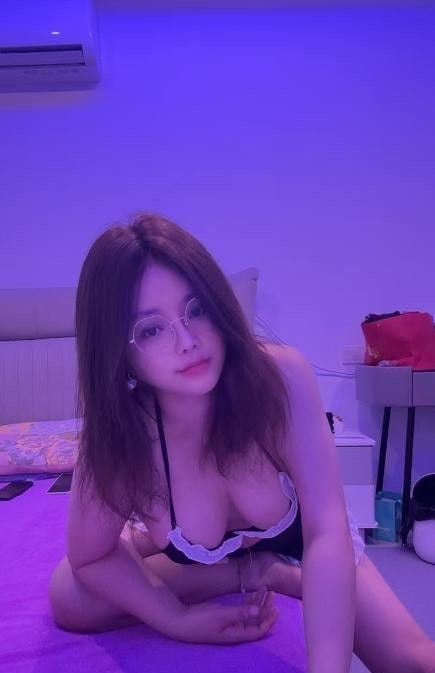 毒龙口活女王小姐姐 图片 4